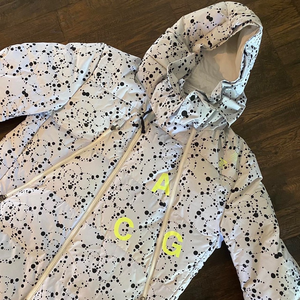 Nike NikeLab ACG Down Fill Parka White Volt Black